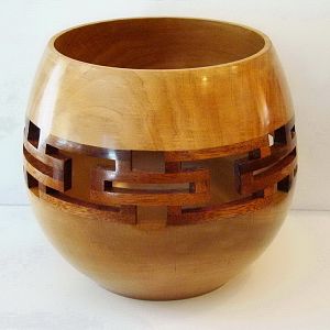 Patterned Open Segmented Bowl