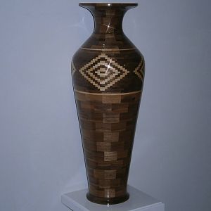 Vase with diamonds