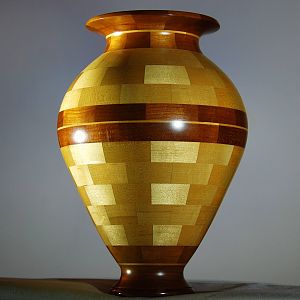 Egyptian vase 01