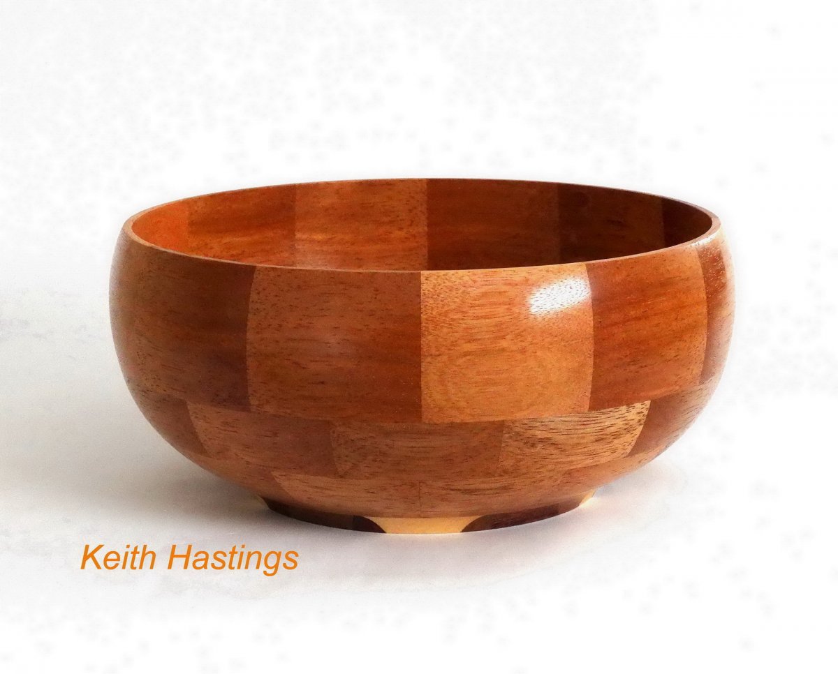 Segmented nut bowl 200 mm in diameter x 90 mm high.