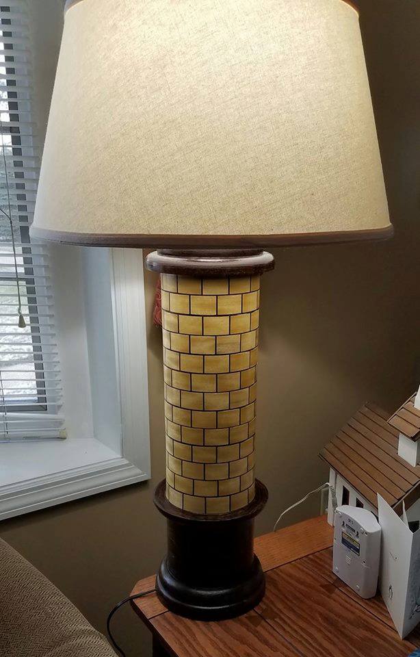 Segmented Lamp with the shade