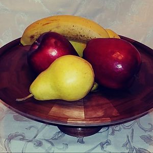Walnut Fruit Bowl/Cake Plate
